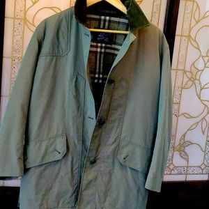 Burberry Women’s vintage jacket size 8